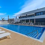 דירה Lagoons Skyline Sport & *