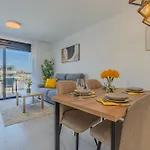 דירה Lagoons Skyline Sport &